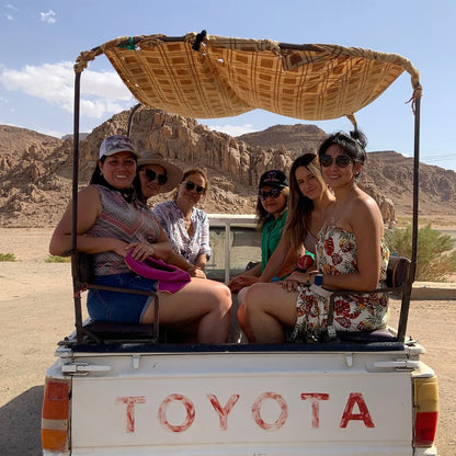 VIAJE GRUPAL A EGIPTO Y JORDANIA 2025